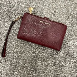 Michael Kors phone/wallet wristlet